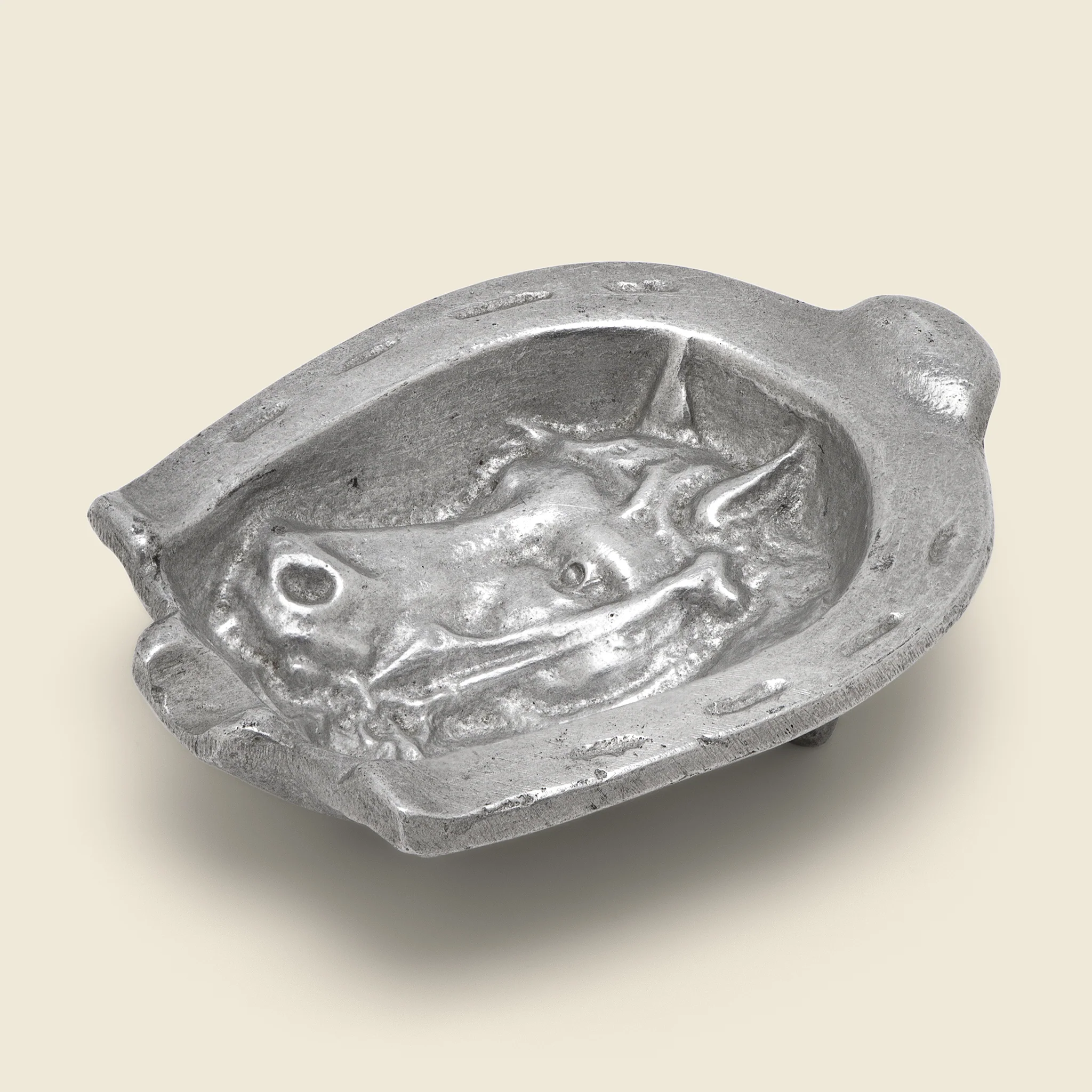 1950s Aluminum Horse Ashtray - Image 2