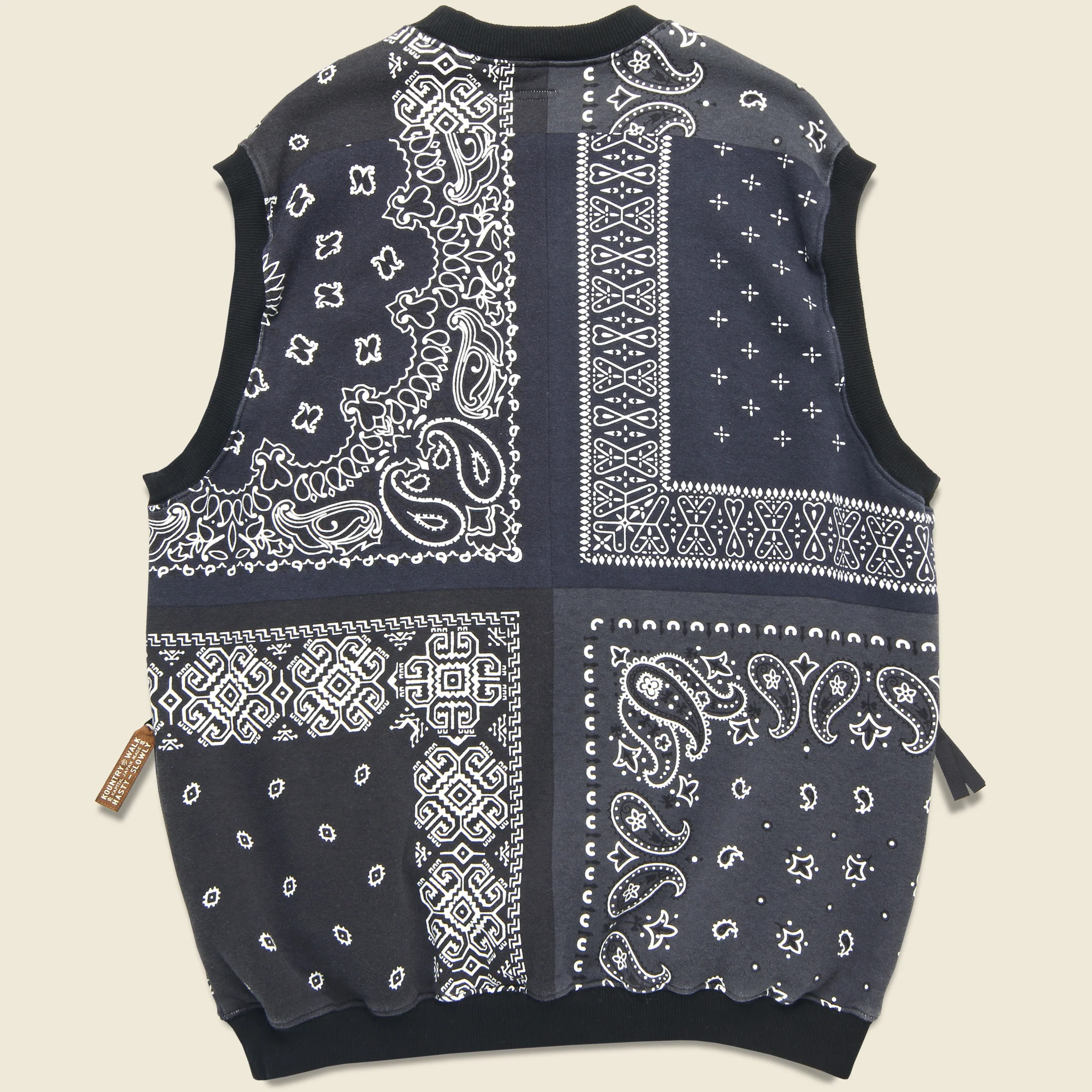 30/-SWT Knit Bandanna BIG Vest - Black - Image 2