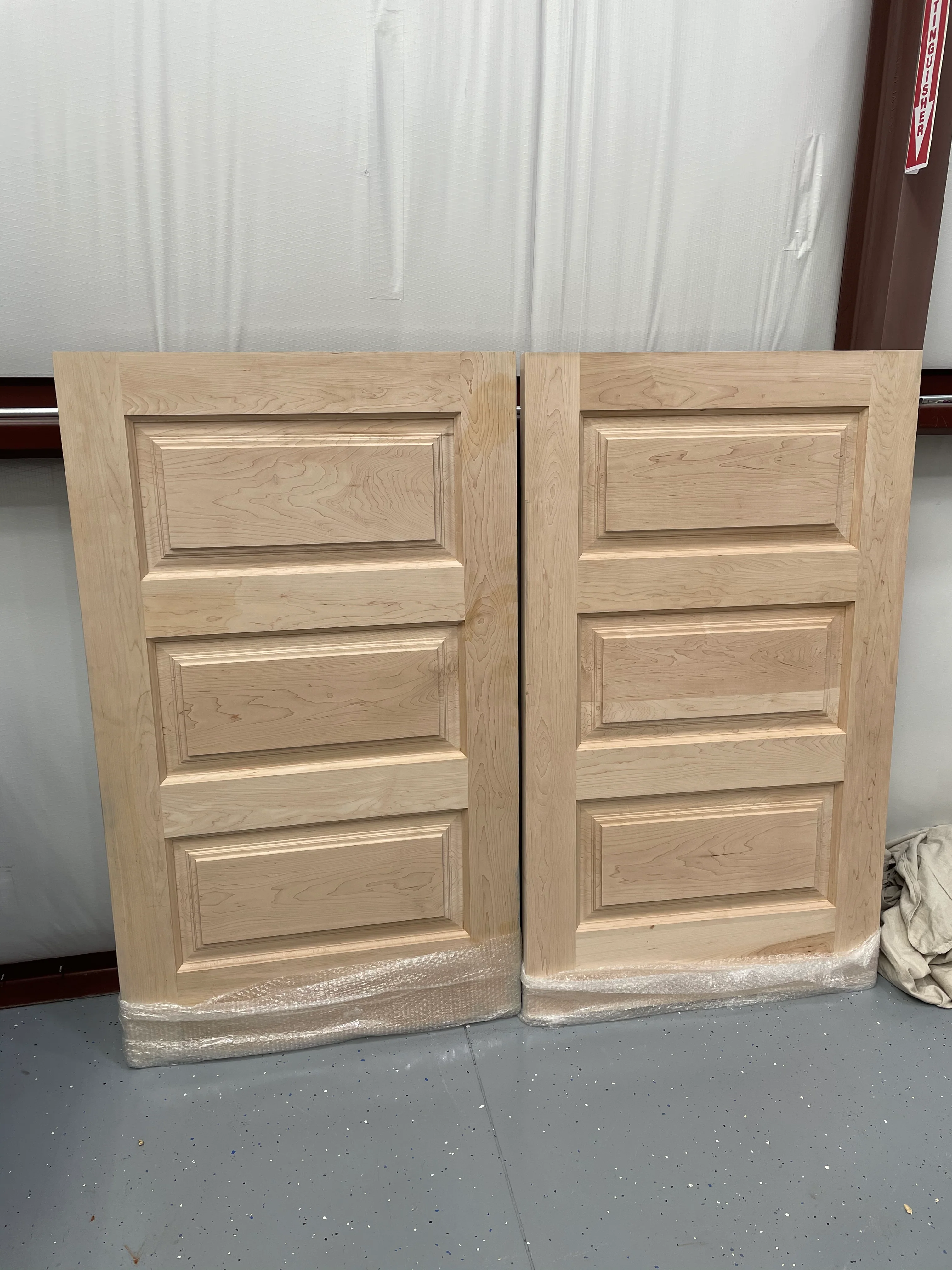 A24 - Solid Wood Fitting Room Doors