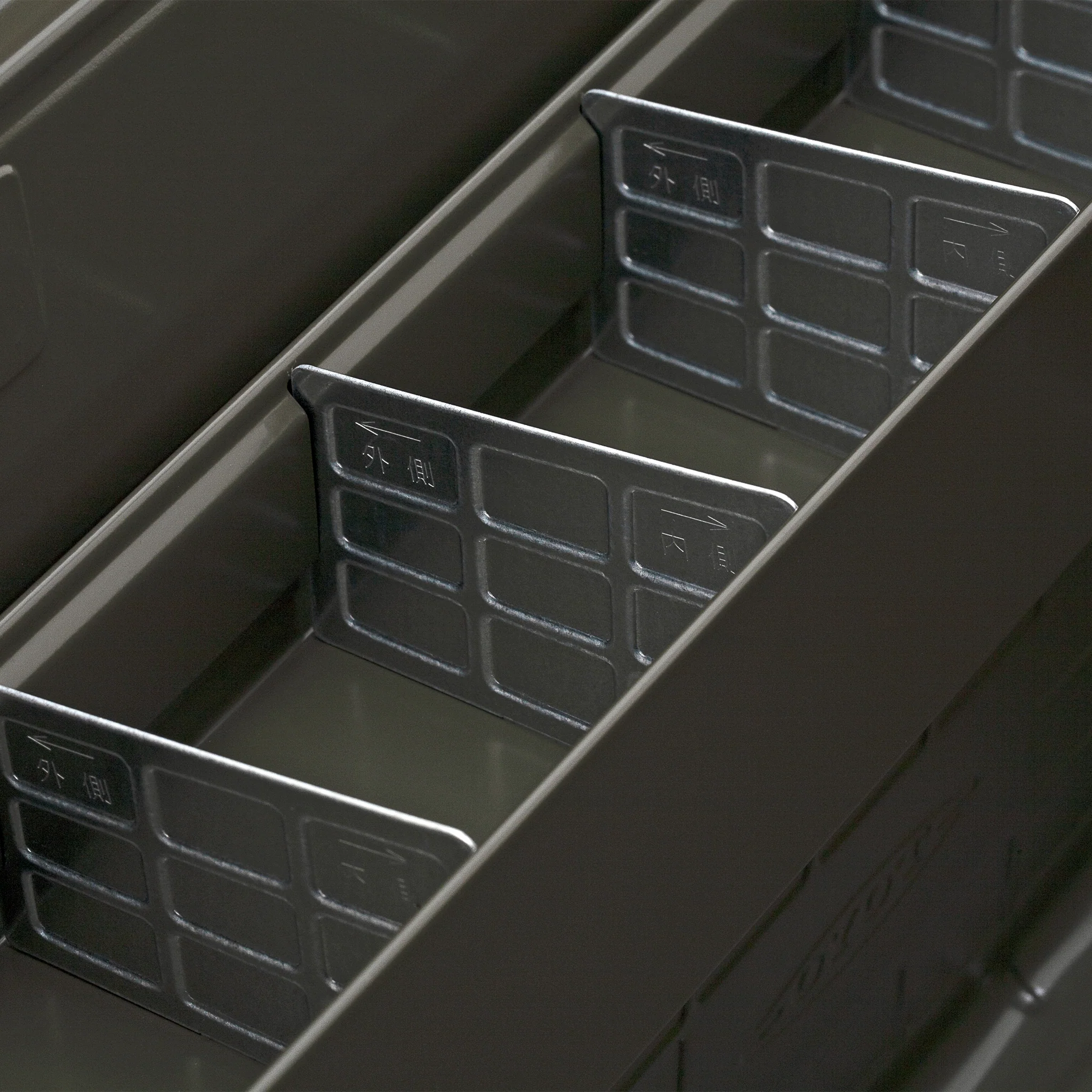 Cantilever Toolbox - Military Green - Image 3