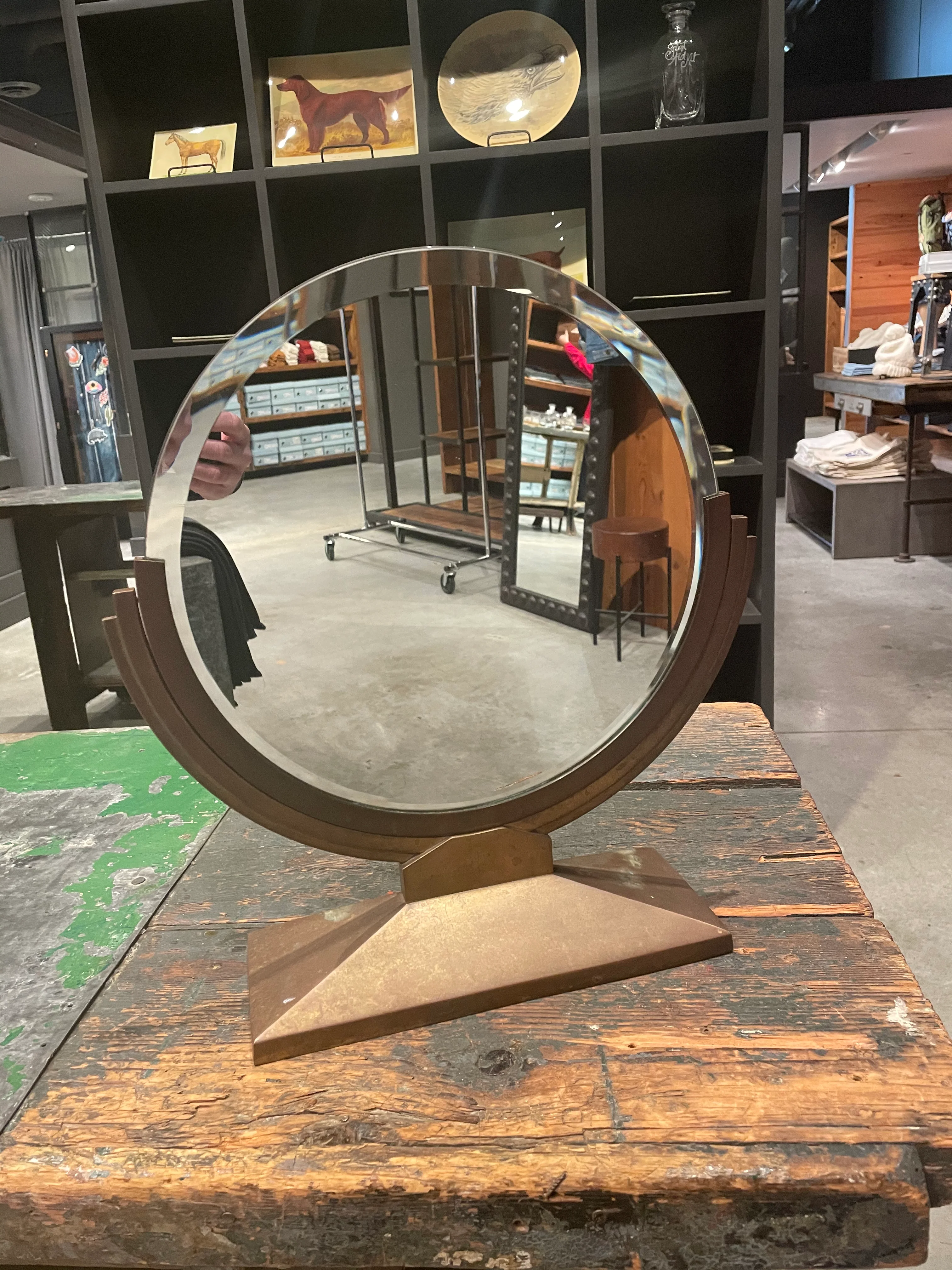 DNS 40 - Small Table Mirror