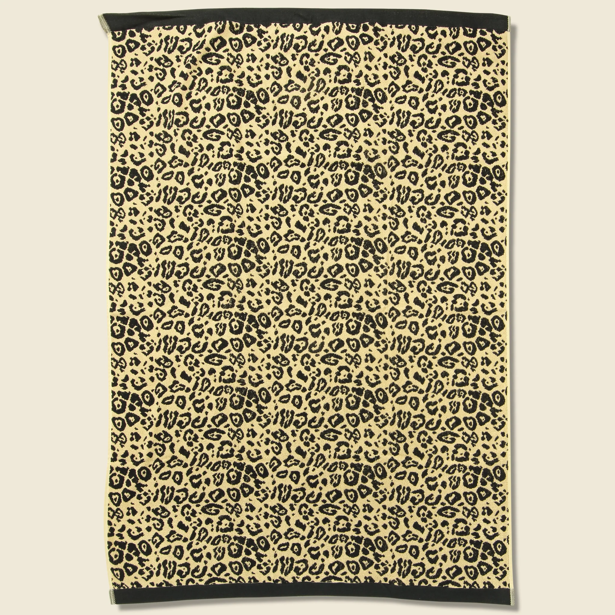 Leo Towel - Leopard Print