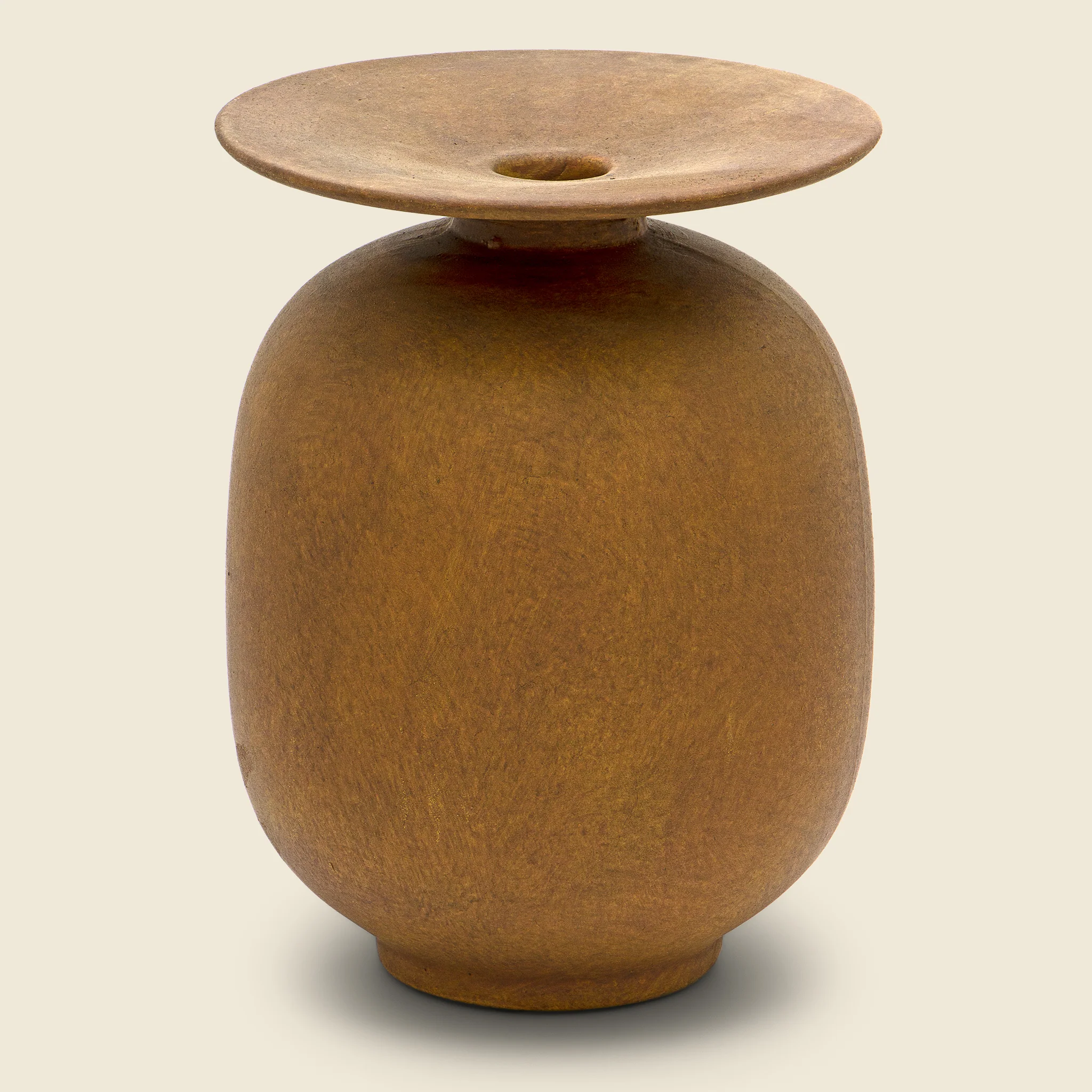 Leo Vase