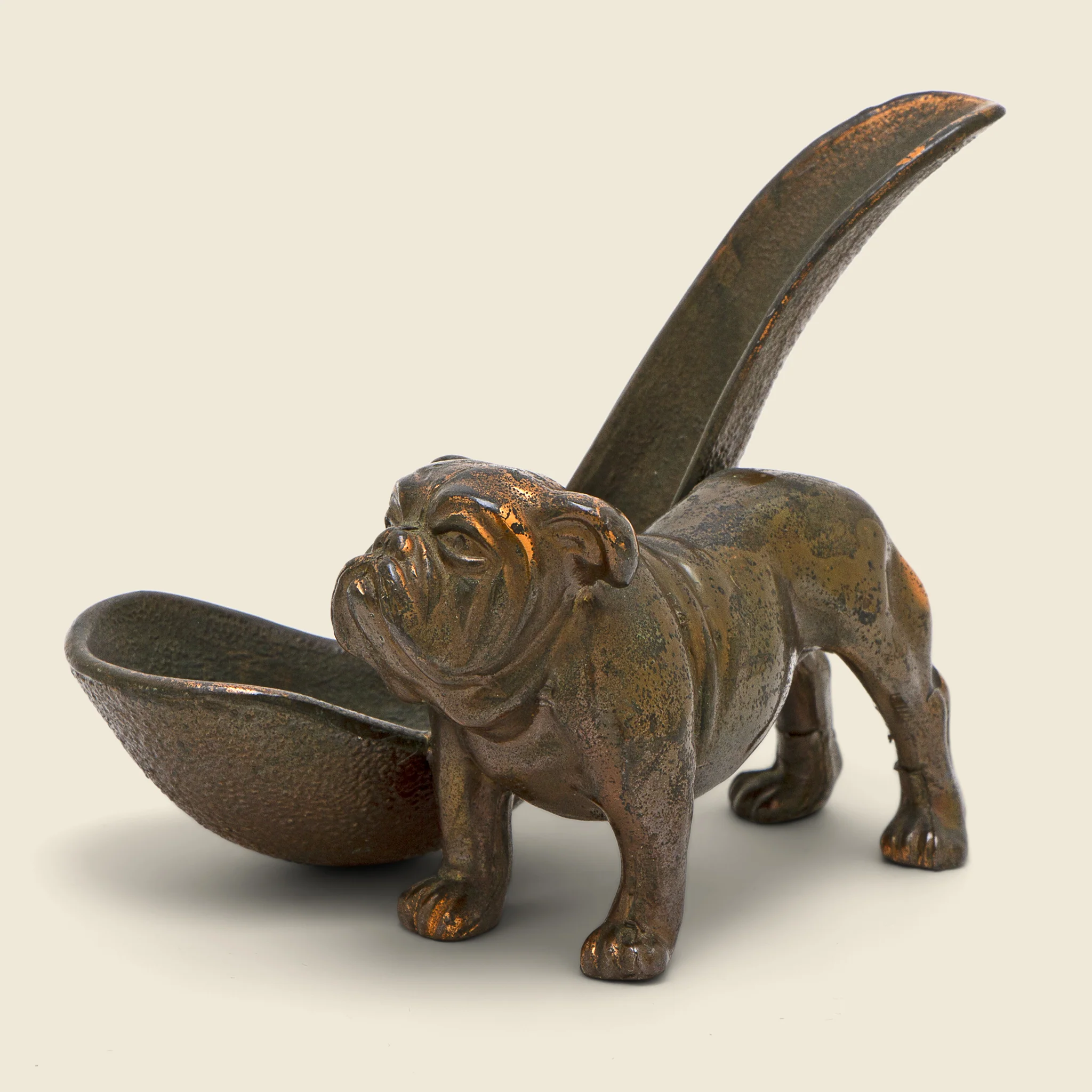 Metal Bulldog Pipe Rest