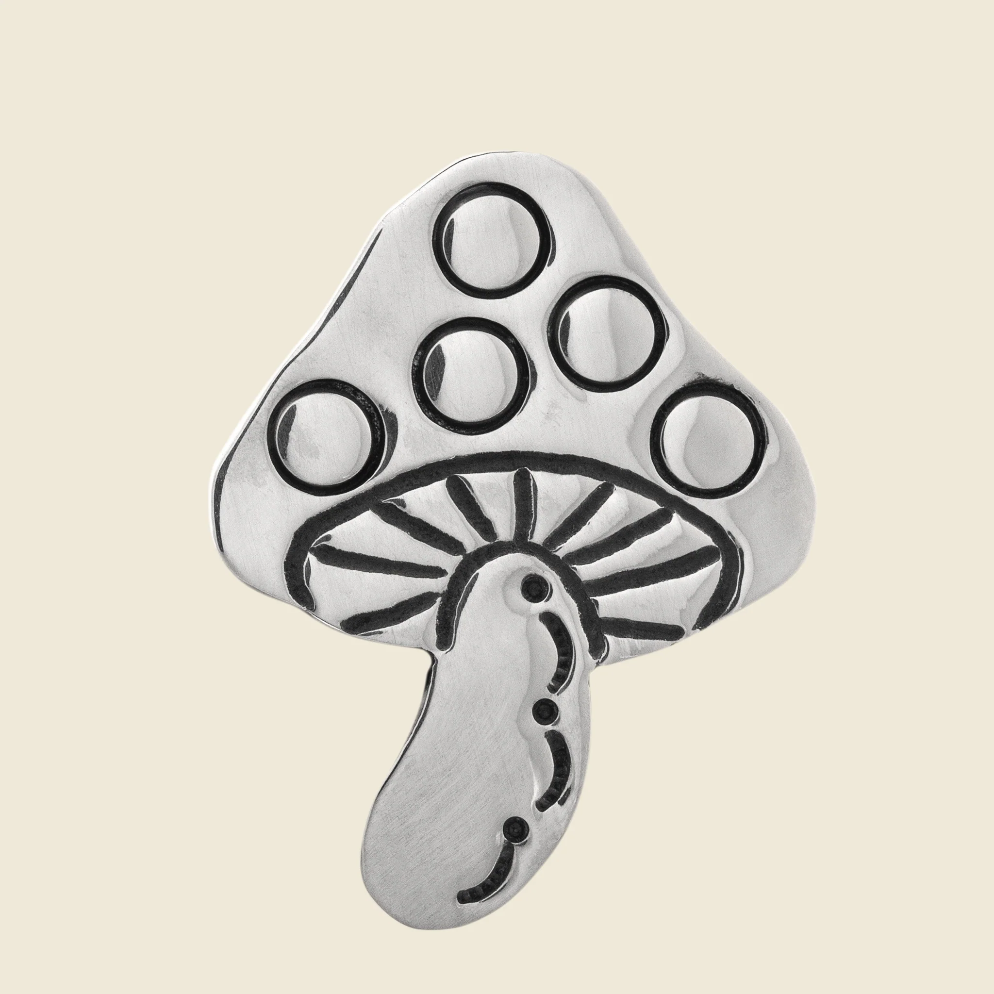 Newtive Pin Badge - Mushroom