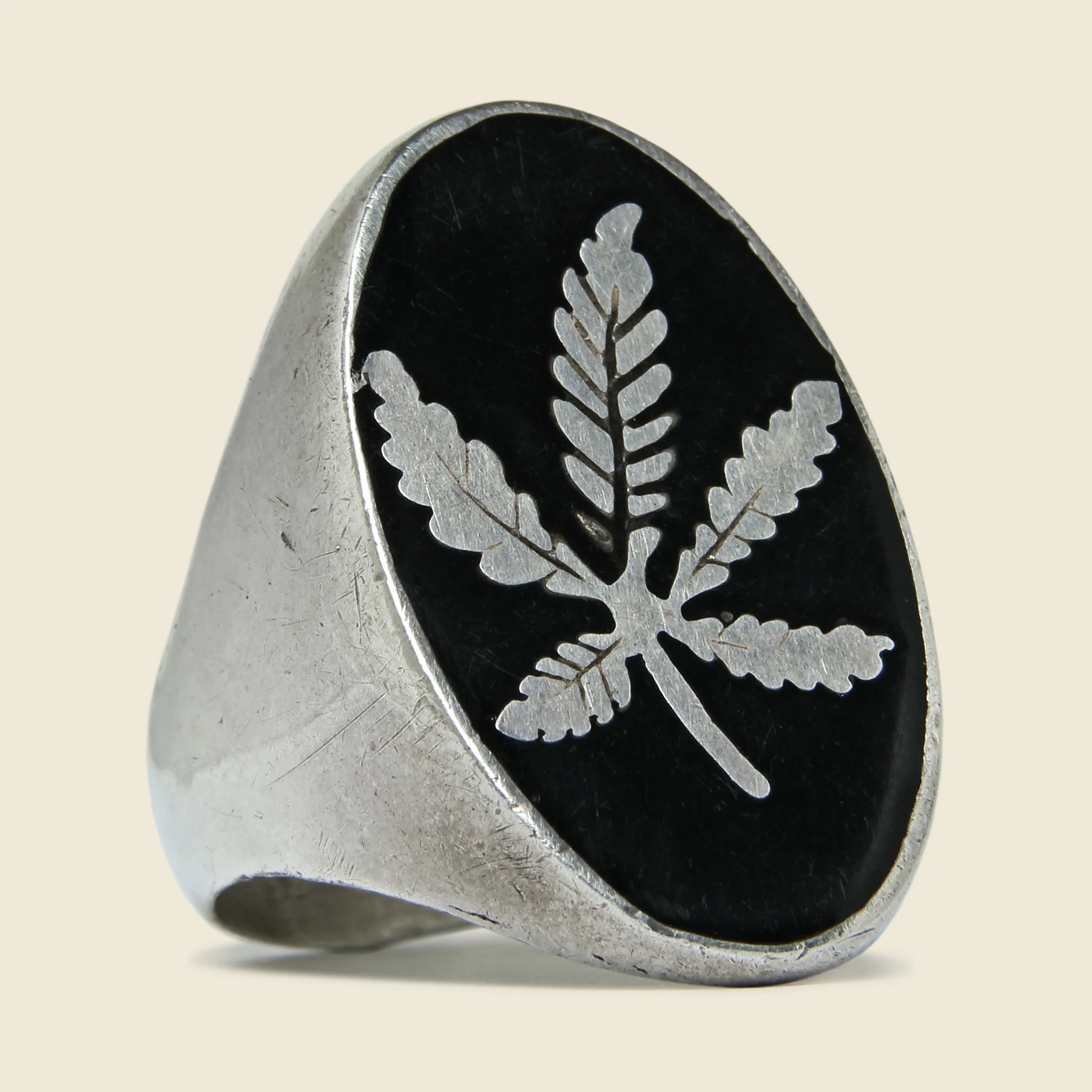 1960s Sterling Silver Pot Ring