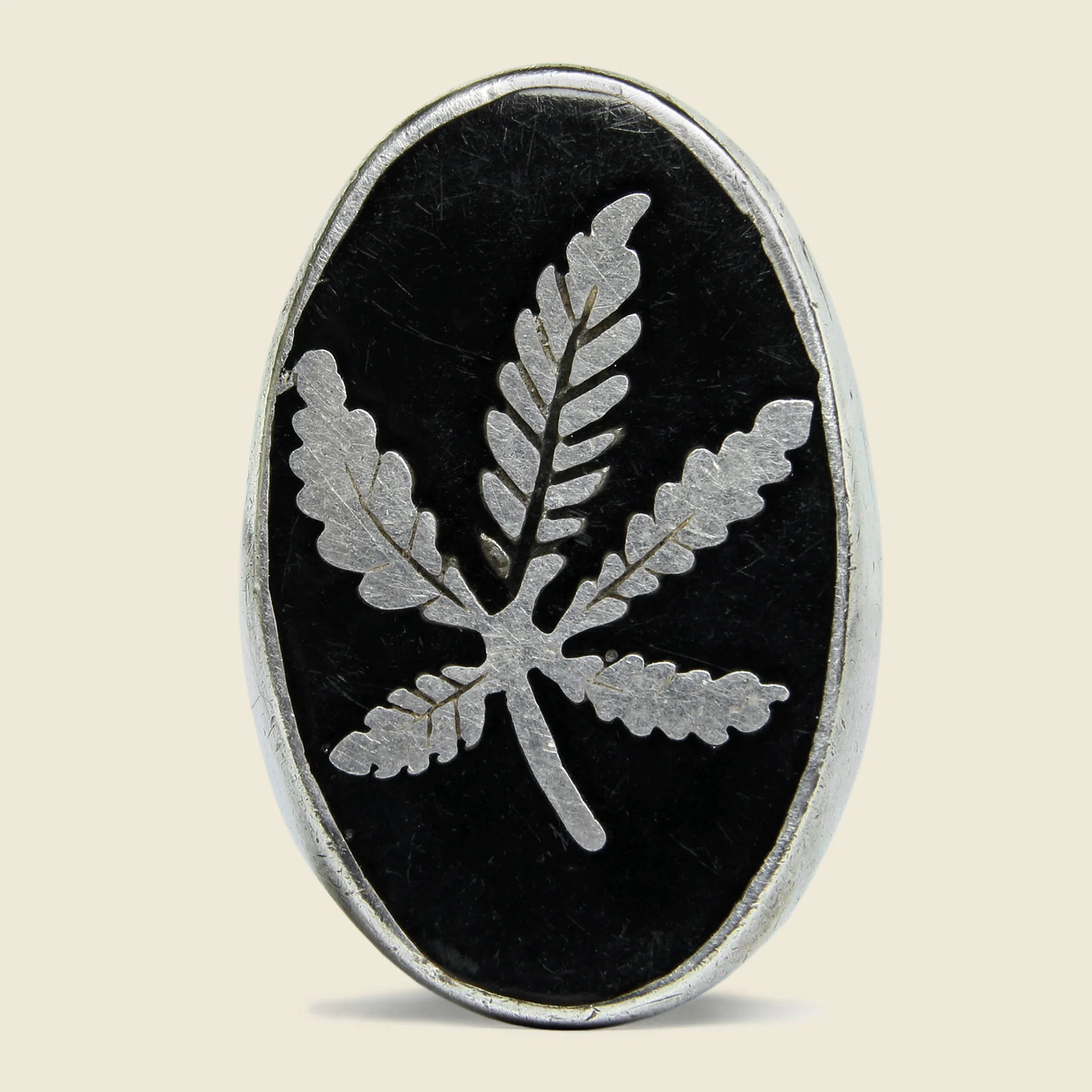 1960s Sterling Silver Pot Ring - Image 2
