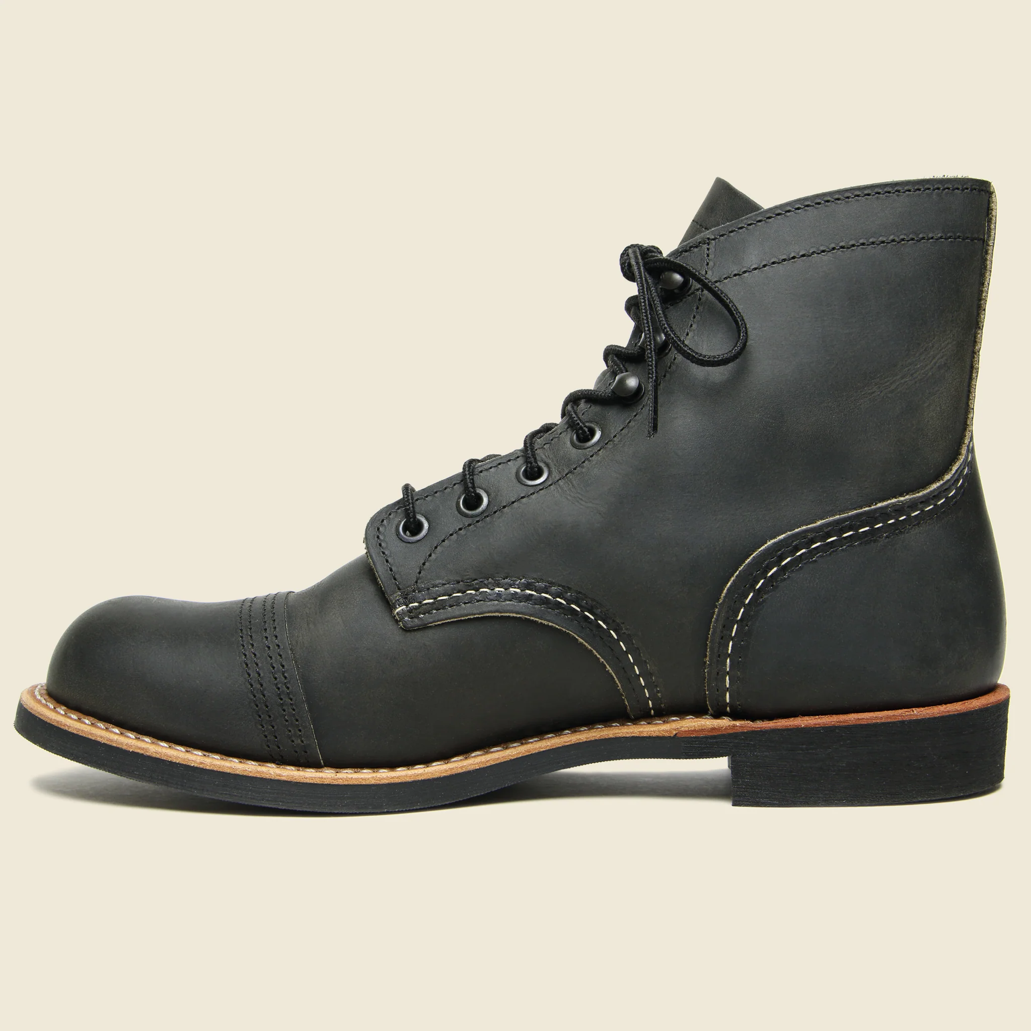 Iron Ranger No. 8086 - Charcoal Rough & Tough - Mini-Lug Sole - Image 2