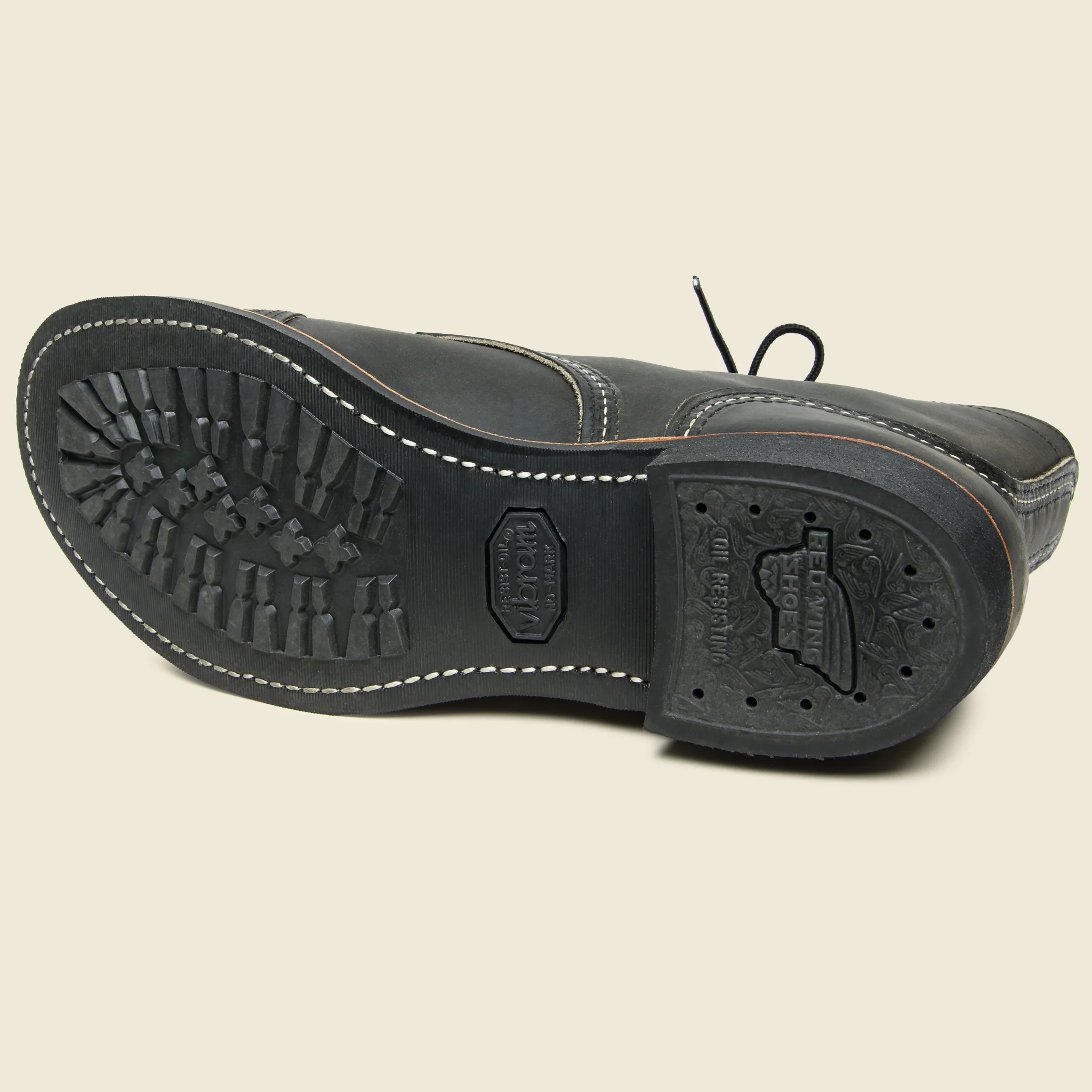 Iron Ranger No. 8086 - Charcoal Rough & Tough - Mini-Lug Sole - Image 5