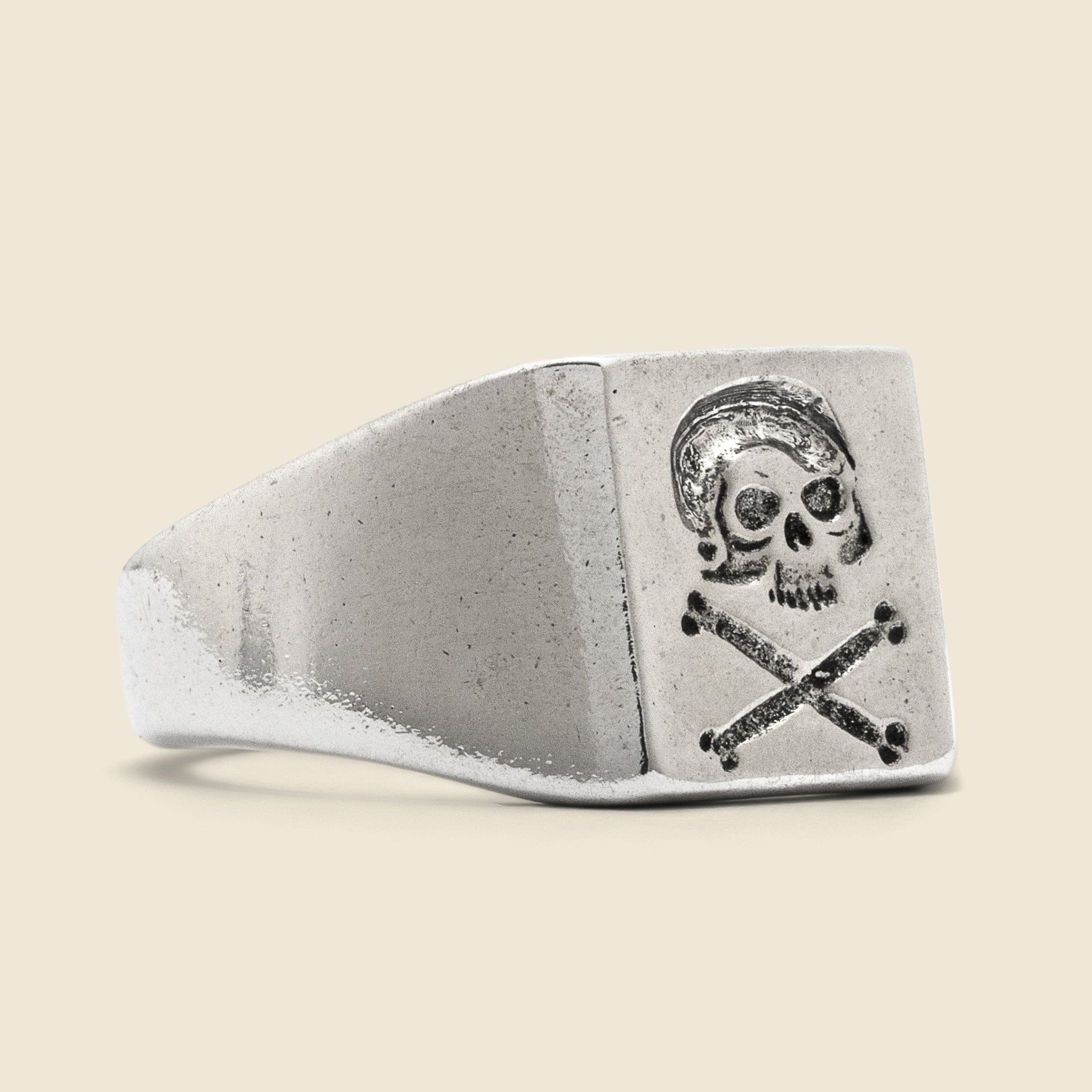 Skull Signet Ring - Silver