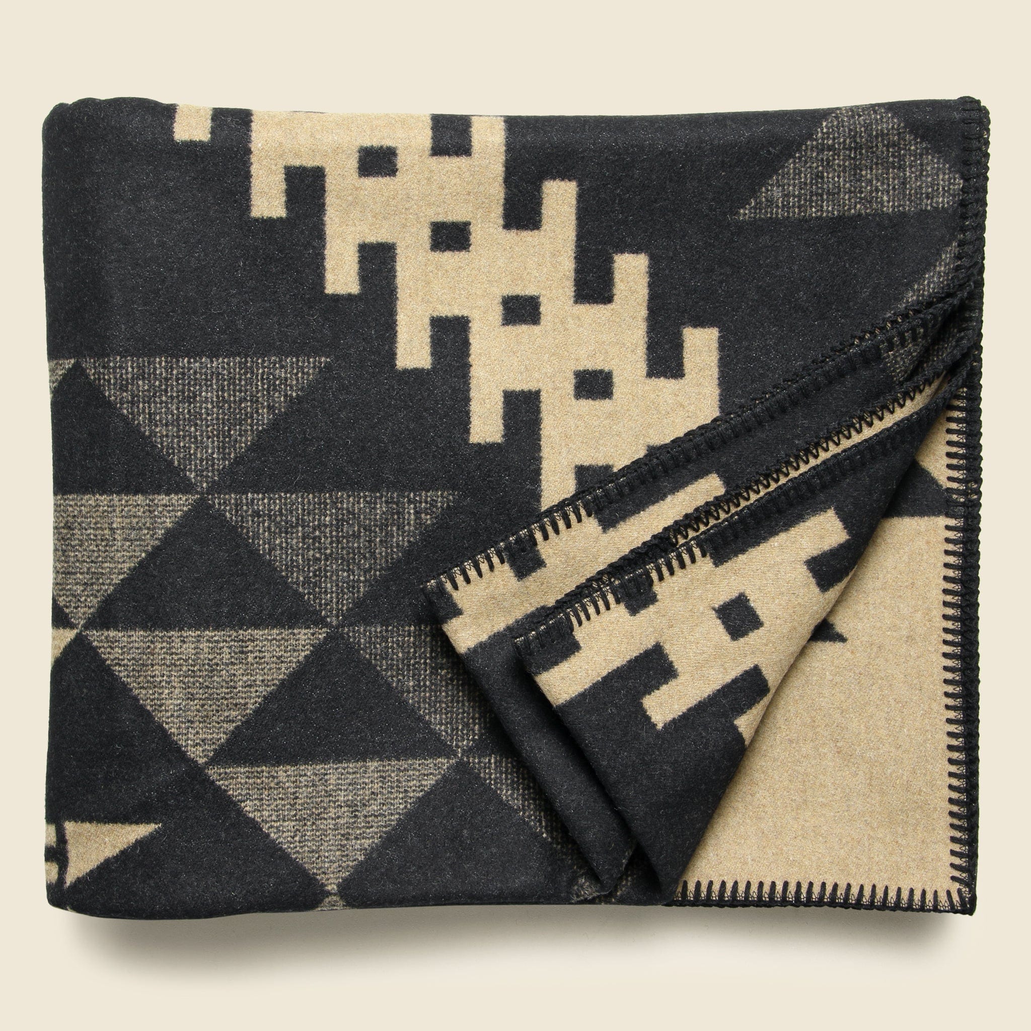 Thunderbird Mountain Blanket - Image 2