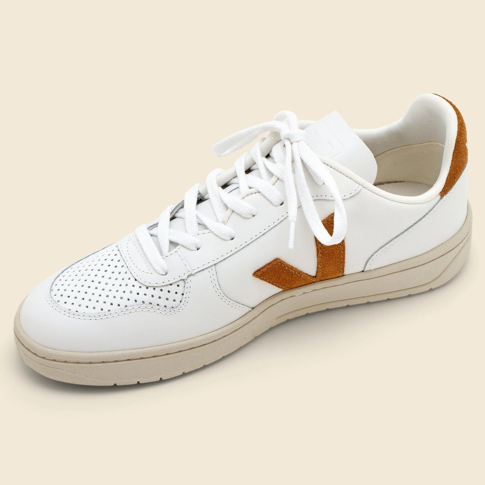 V10 Sneaker - Extra White/Camel - Image 4